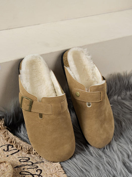 Suede Round Toe Slippers - Trendy by Luna