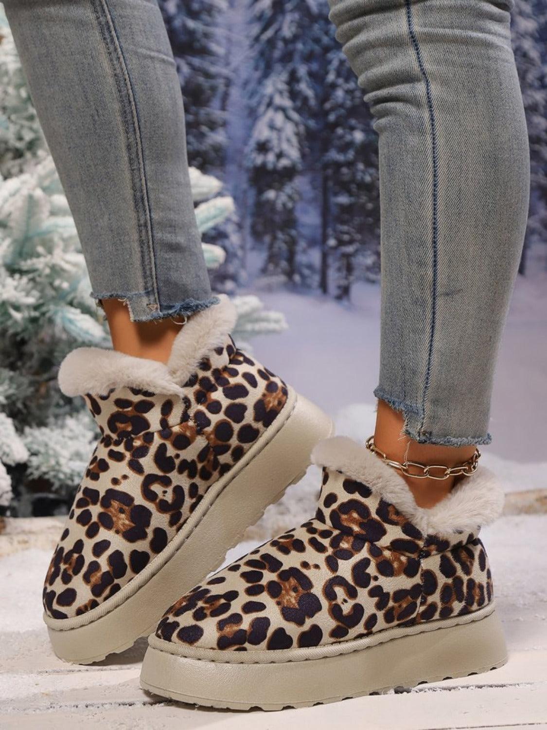 Thermal Leopard Round Toe Platform Boots - Trendy by Luna