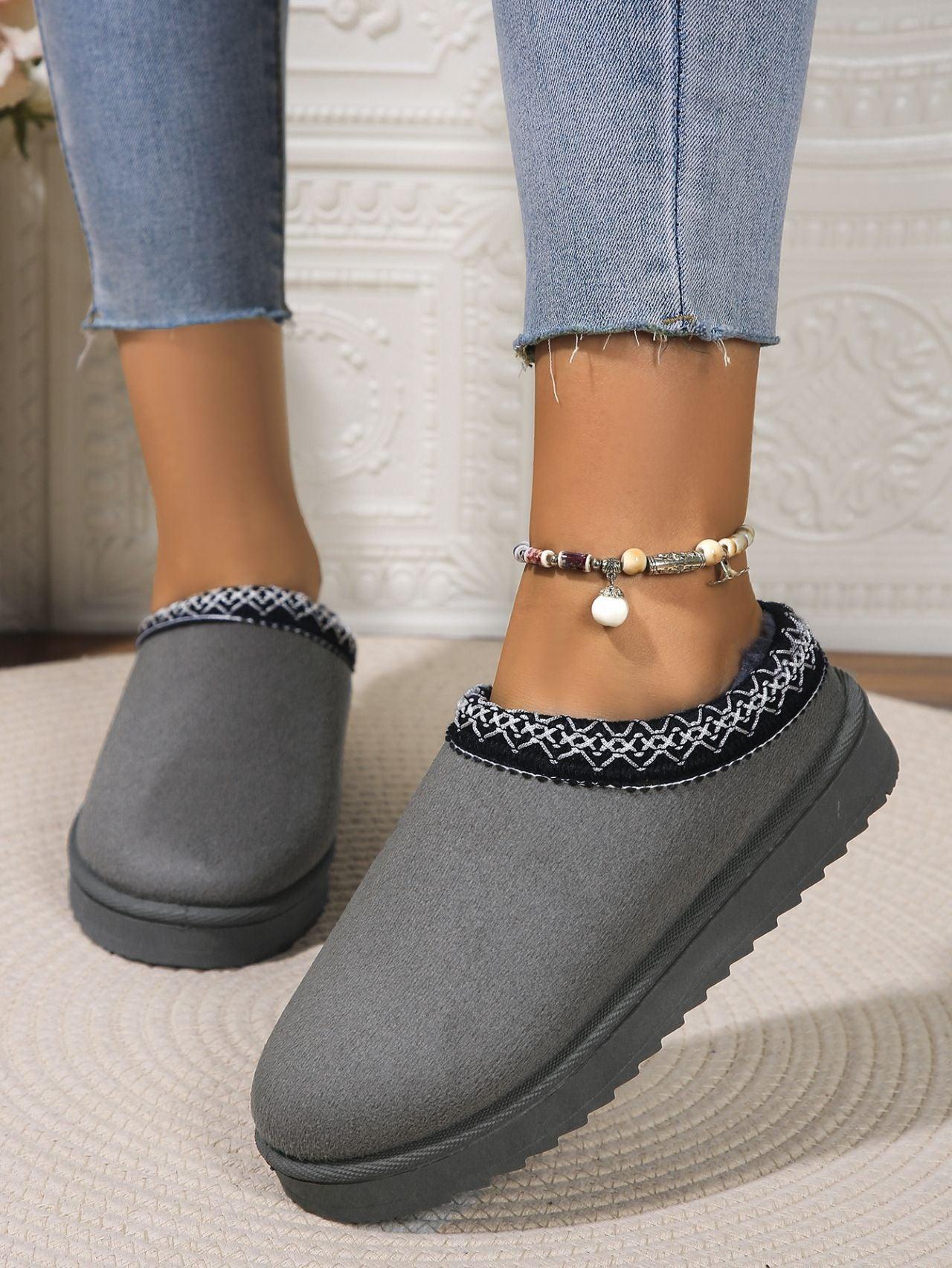 Round Toe Platform Slippers - Trendy by Luna