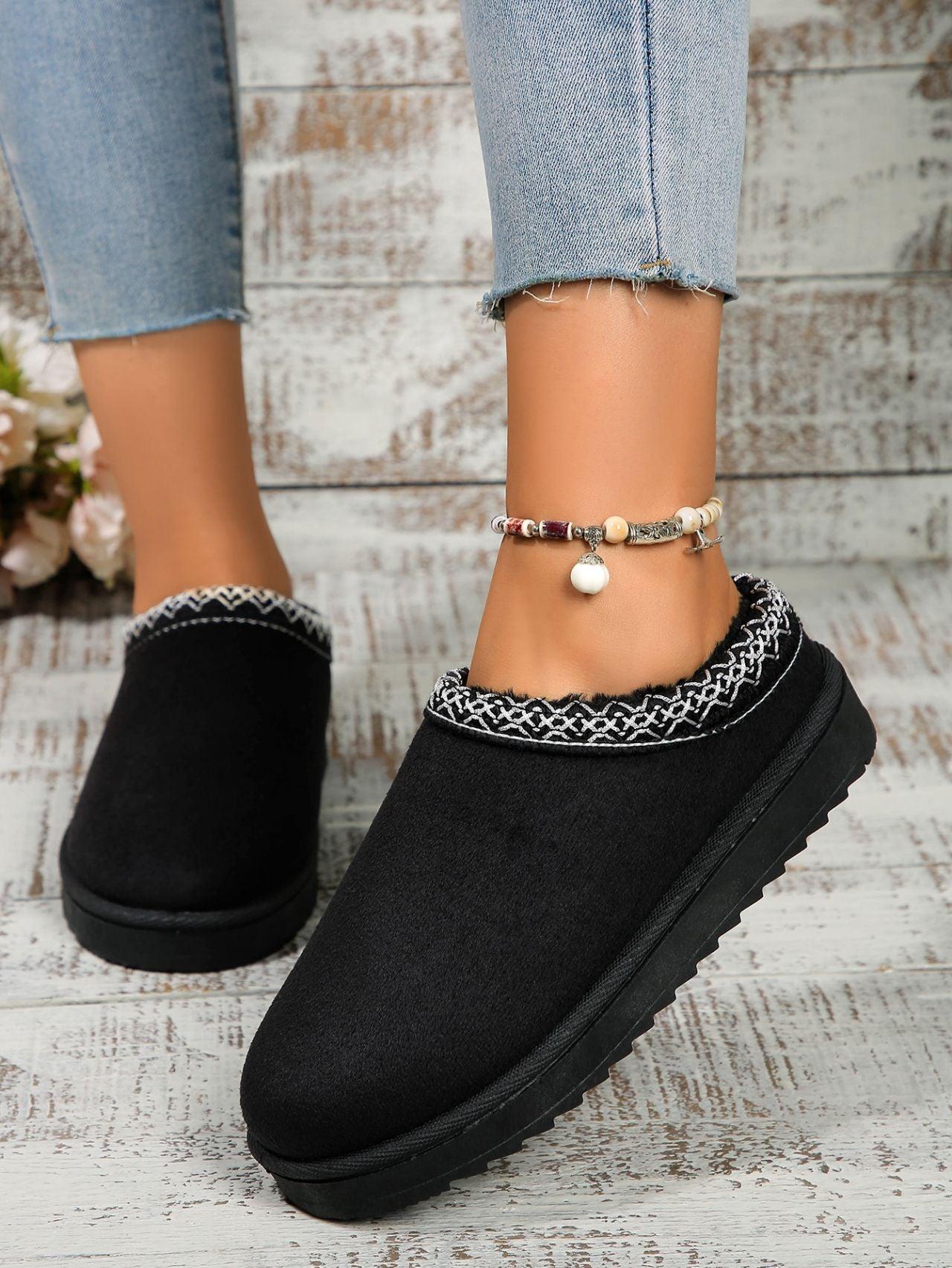 Round Toe Platform Slippers - Trendy by Luna