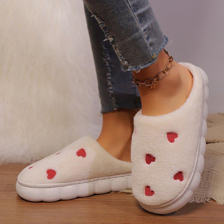 Heart Round Toe Flat Slippers - Trendy by Luna